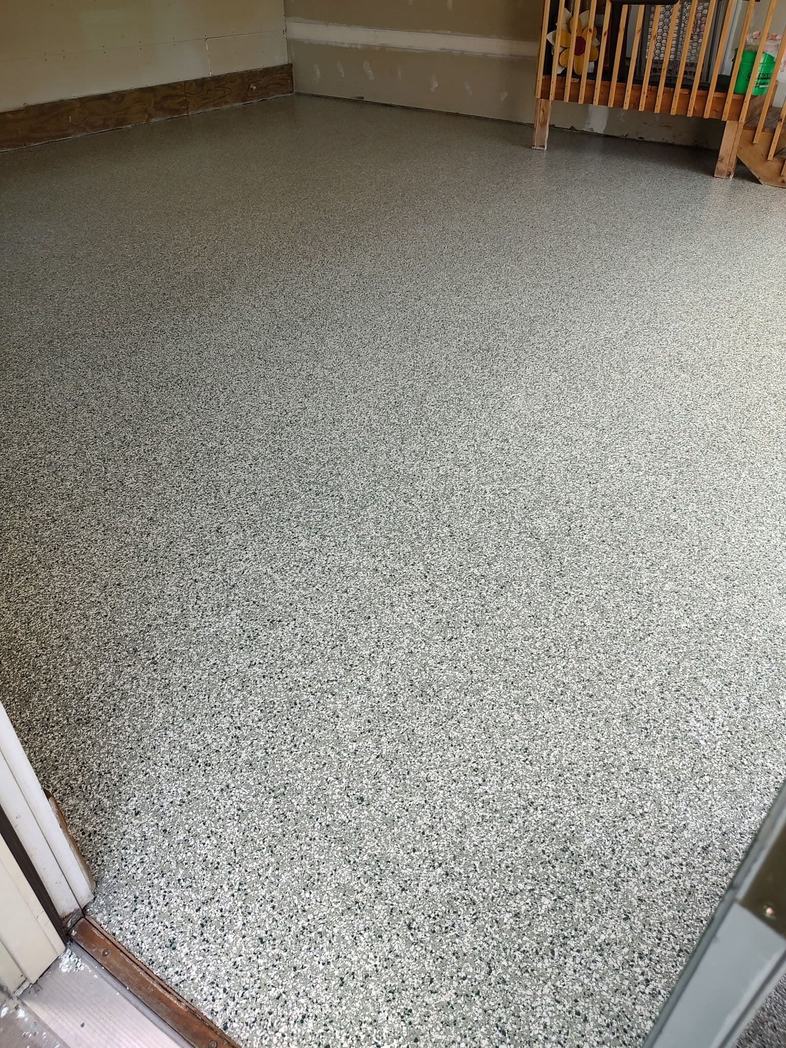 Gallery photos for Garage Floor Coating Done Right in Basil: Image #1