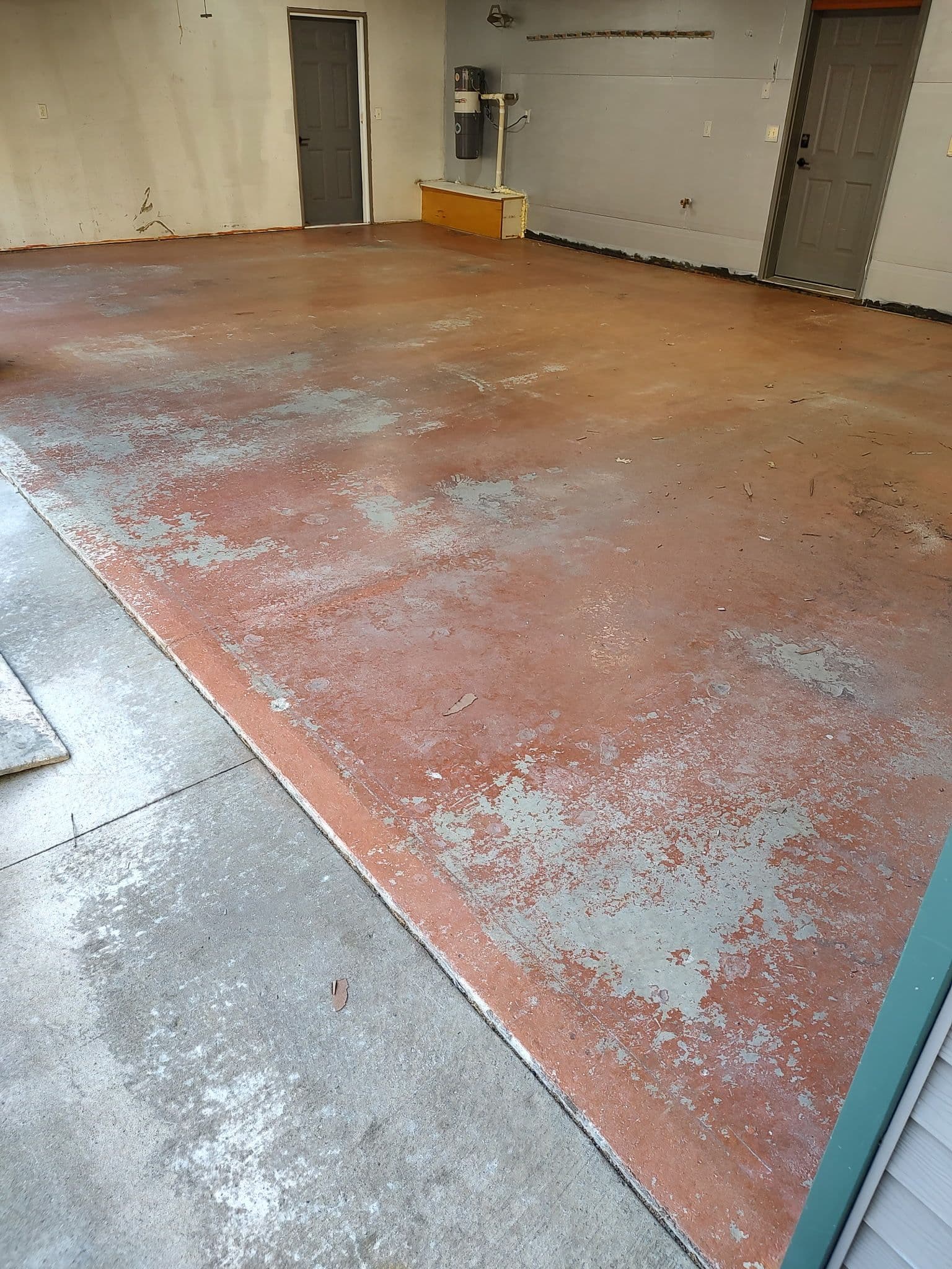 Garage Floor Coating in Pillager Ditches the Chips for Good image