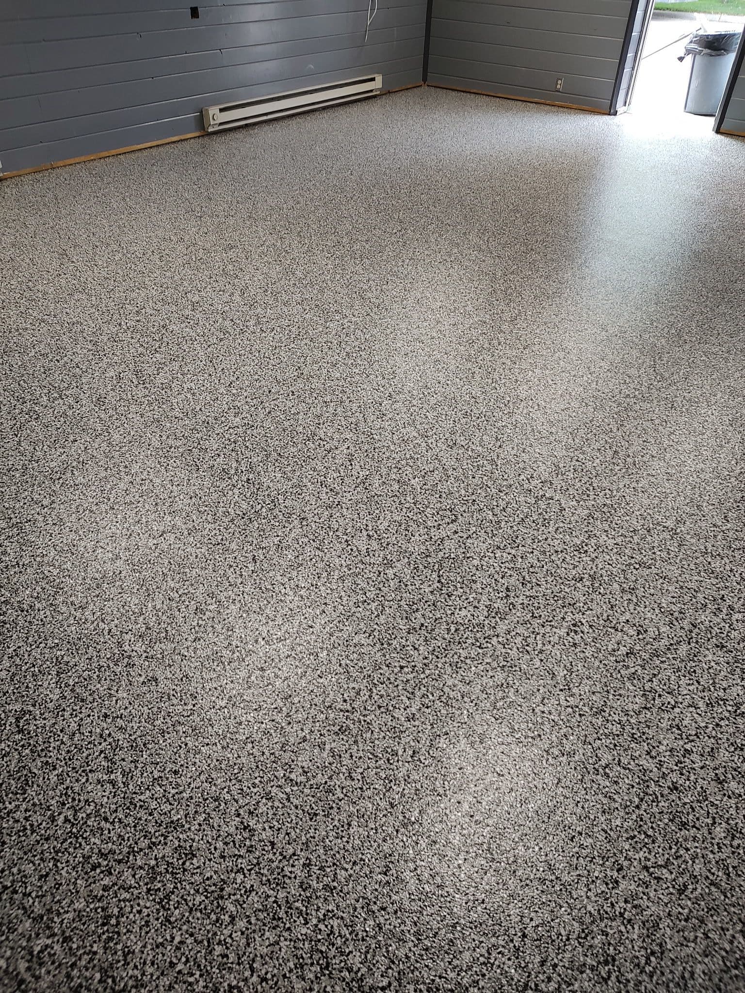 Gallery photos for Commercial Garage Floor Coating in St. Cloud for Heartland 4x4: Image #3